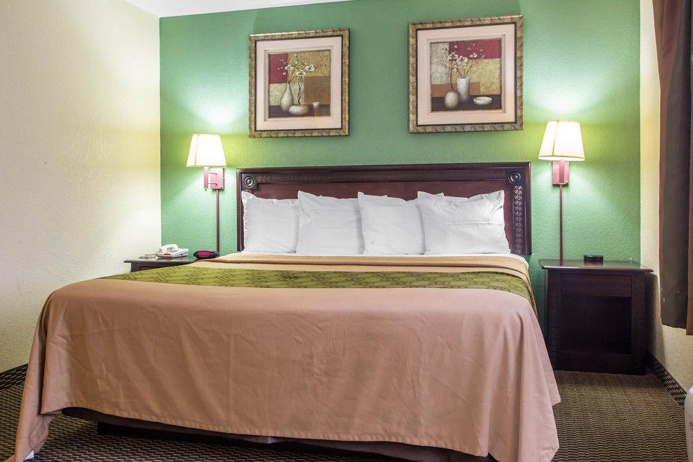 Econo Lodge Harrisburg - Southwest Of Hershey Area Esterno foto