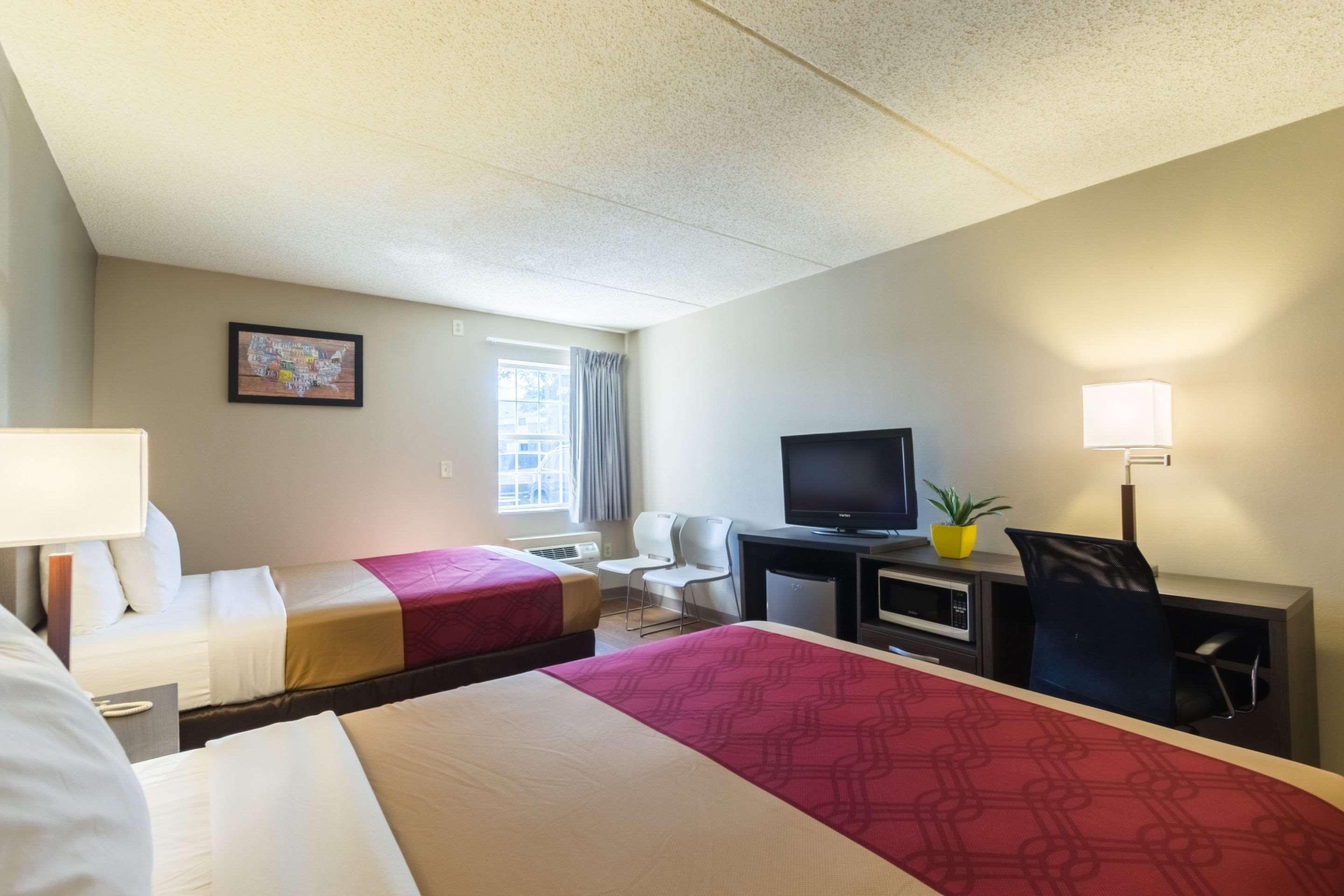 Econo Lodge Harrisburg - Southwest Of Hershey Area Esterno foto